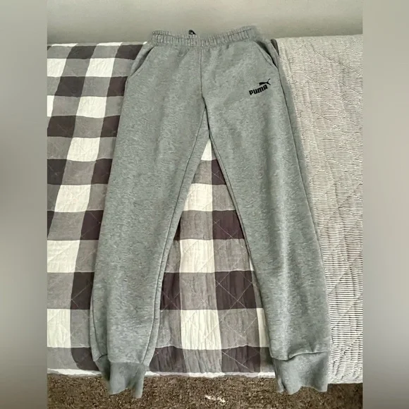 Puma Gray & Charcoal Sweatpants Set, like new. - Picture 11 of 16